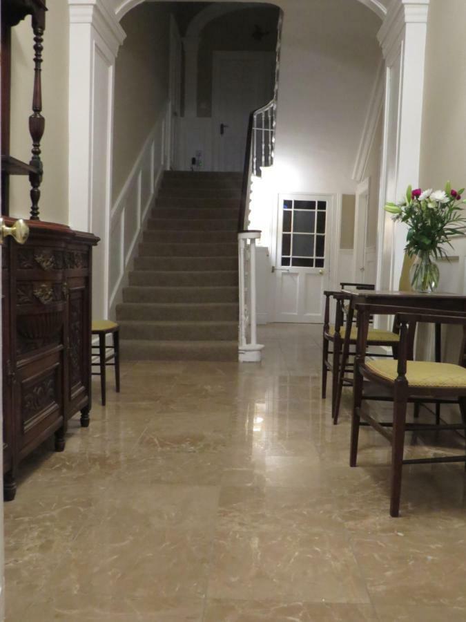 Bed and Breakfast Devon View House Йол Екстер'єр фото