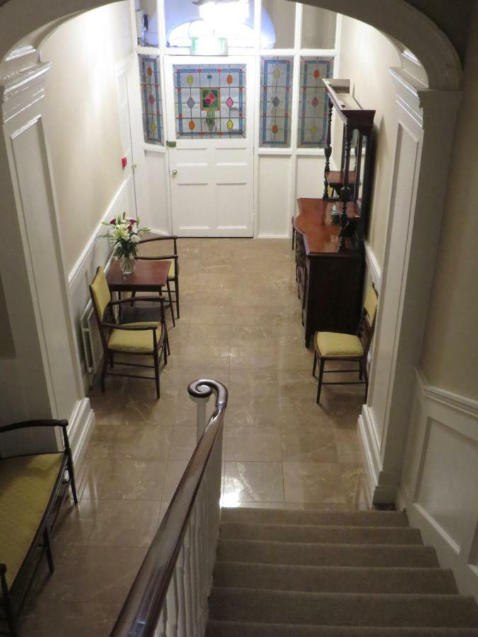 Bed and Breakfast Devon View House Йол Екстер'єр фото
