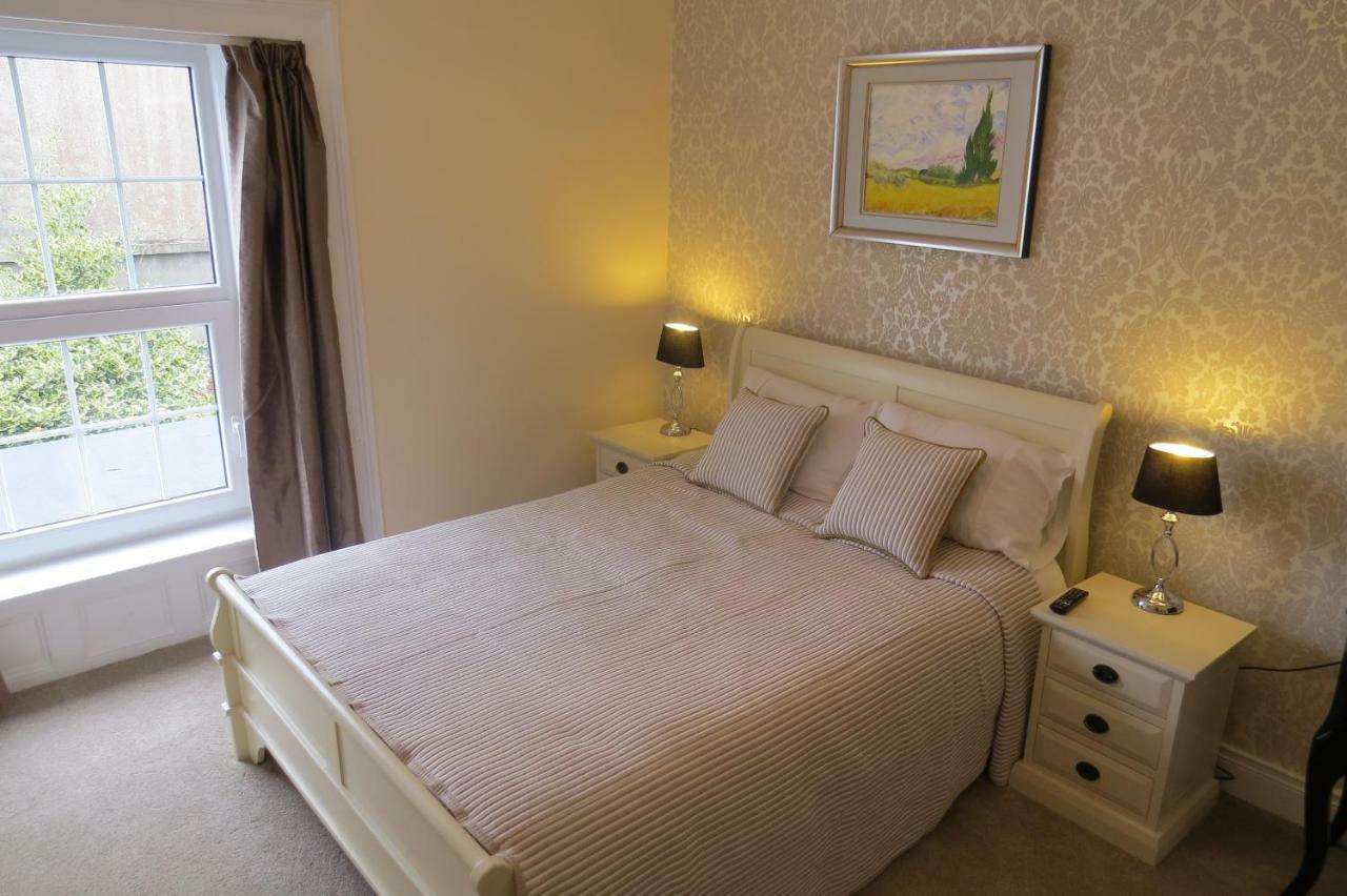 Bed and Breakfast Devon View House Йол Екстер'єр фото