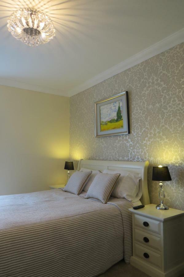 Bed and Breakfast Devon View House Йол Екстер'єр фото