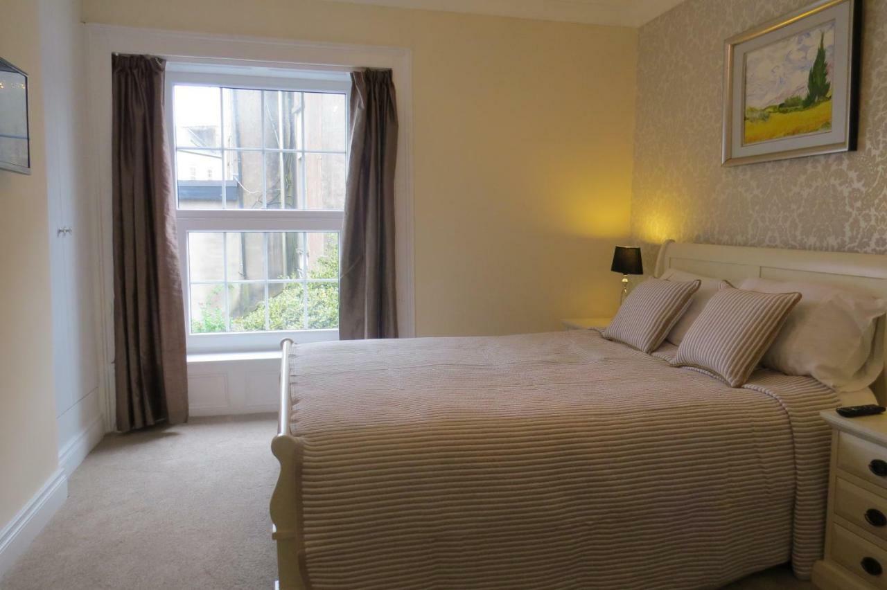 Bed and Breakfast Devon View House Йол Екстер'єр фото