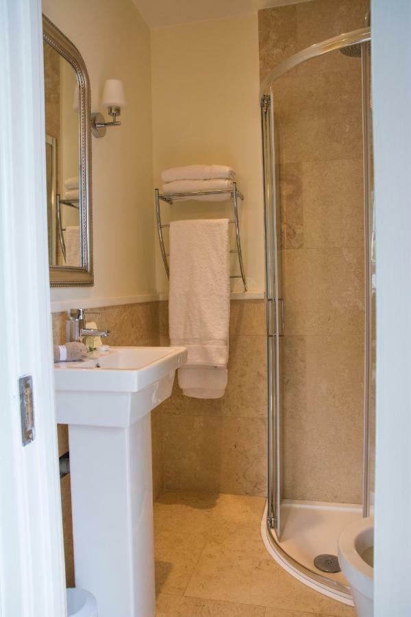 Bed and Breakfast Devon View House Йол Екстер'єр фото